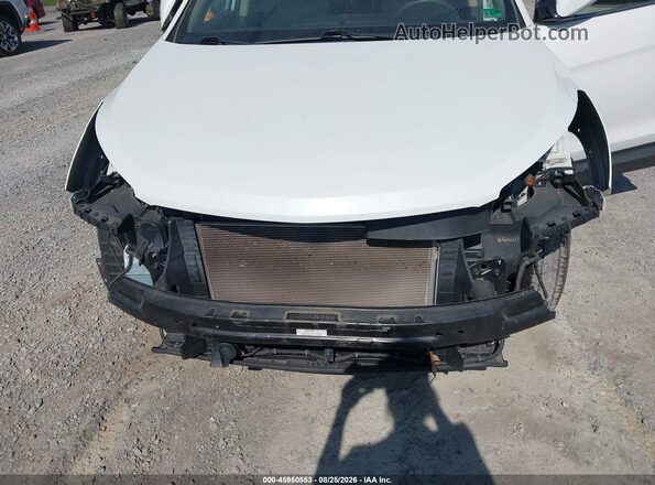 5XYZU3LB7HG385377 2017 HYUNDAI SANTA FE SPORT White Widok z przodu