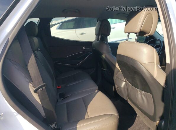 5XYZUDLB1GG375240 2016 HYUNDAI SANTA White Rear interior view