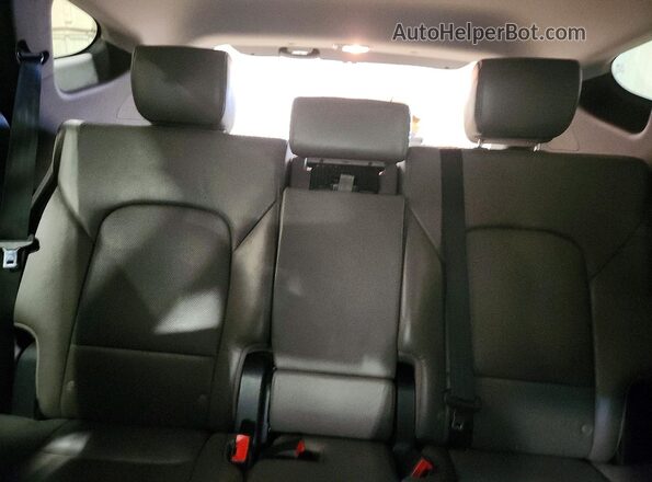 5XYZUDLB5HG390387 2017 HYUNDAI SANTA Серебряный Вид задних сидений