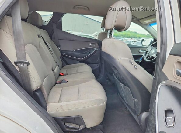 5XYZUDLB5JG555375 2018 HYUNDAI SANTA White Հետևի նստատեղերի տեսք