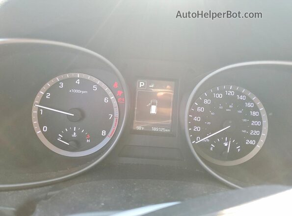 5XYZUDLB8JG517574 2018 HYUNDAI SANTA Gray Vista del cuadro de instrumentos