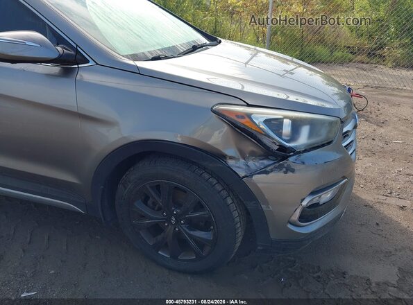 5XYZWDLA4HG424126 2017 HYUNDAI SANTA FE SPORT Silver Front view