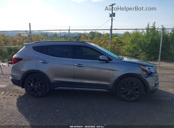 5XYZWDLA4HG424126 2017 HYUNDAI SANTA FE SPORT Silver Rear interior view