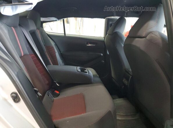 5YFB4MCE3RP174255 2024 TOYOTA COROLLA Silver Հետևի նստատեղերի տեսք