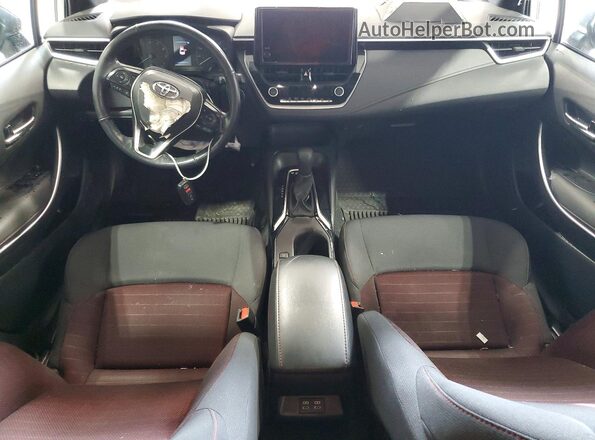 5YFB4MCE3RP174255 2024 TOYOTA COROLLA Silver Առջևի վահանակի տեսք