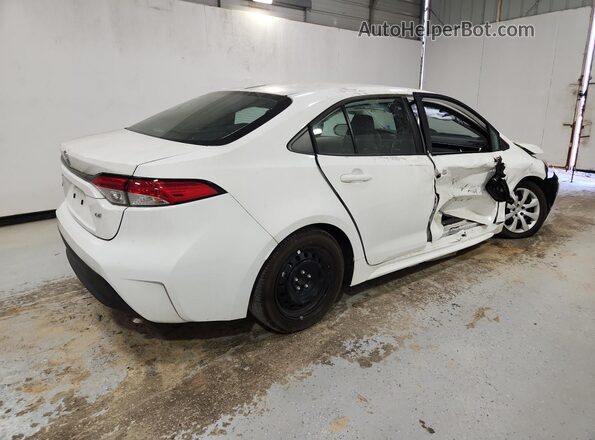 5YFB4MDE0RP112438 2024 TOYOTA COROLLA White 