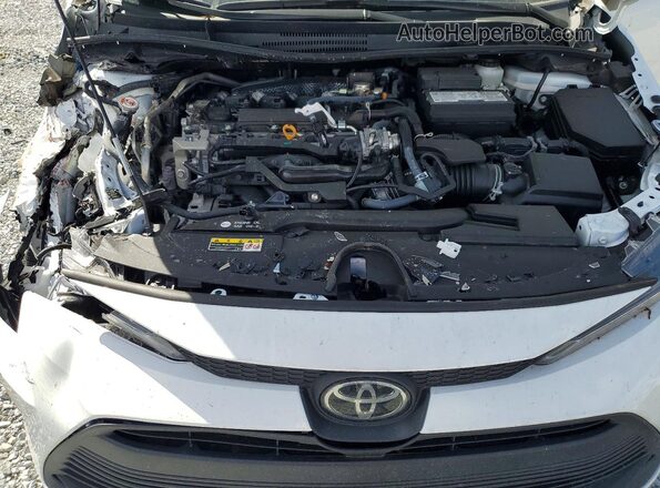 5YFB4MDE1SP344083 2025 TOYOTA COROLLA White Вид задньої частини салону