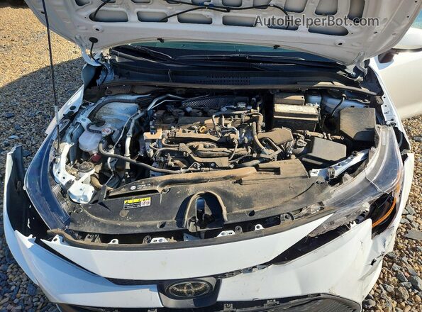 5YFB4MDE2RP208698 2024 TOYOTA COROLLA White Widok wnętrza z tyłu