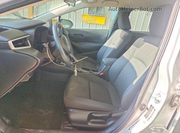 5YFB4MDE2SP244073 2025 TOYOTA COROLLA Серебряный Вид салона спереди