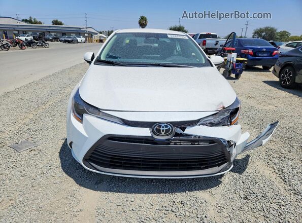 5YFB4MDE2TP389468 2026 TOYOTA COROLLA White Front view