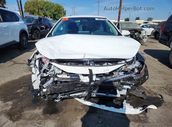 5YFB4MDE2TP401585 2026 TOYOTA COROLLA White Widok z przodu