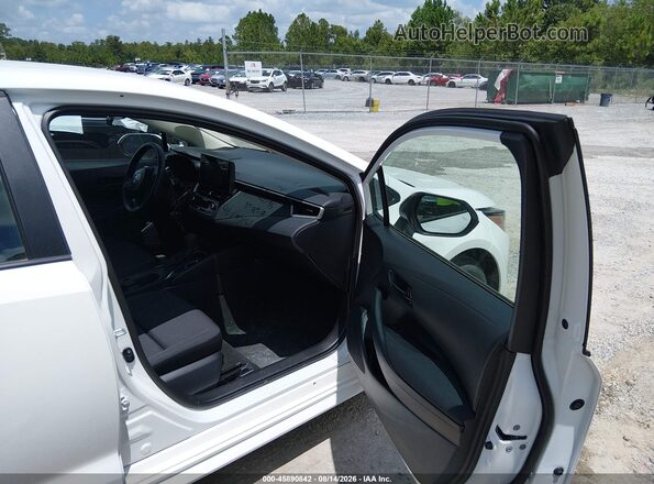 5YFB4MDE2TP461270 2026 TOYOTA COROLLA White Սալոնի դիմացի տեսք