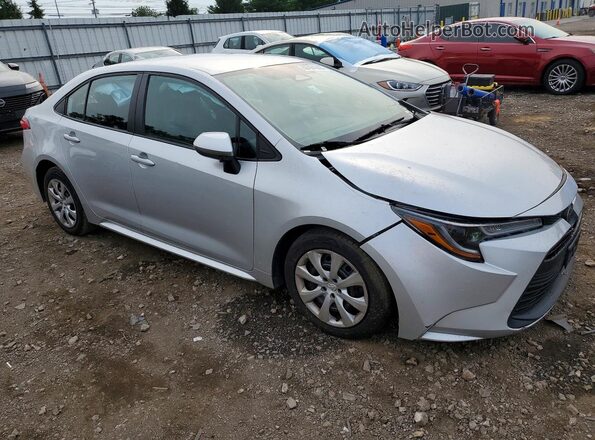 5YFB4MDE3PP044892 2023 TOYOTA COROLLA Silver Delantero derecho