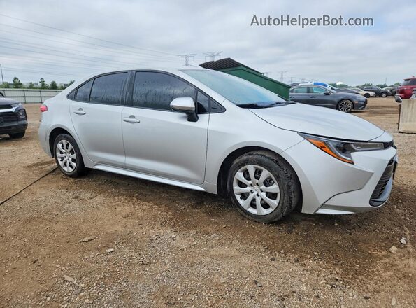5YFB4MDE3RP169765 2024 TOYOTA COROLLA Silver Առջևի աջ
