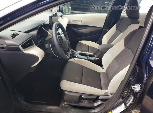5YFB4MDE3TP371027 2026 TOYOTA COROLLA Blue Front interior view