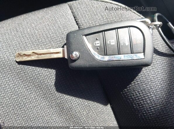 5YFB4MDE4TP425743 2026 TOYOTA COROLLA Красный Вид панели приборов