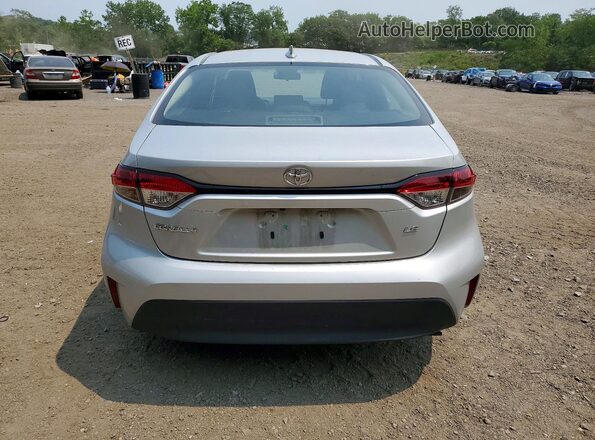 5YFB4MDE6RP186043 2024 TOYOTA COROLLA Silver Вид ззаду