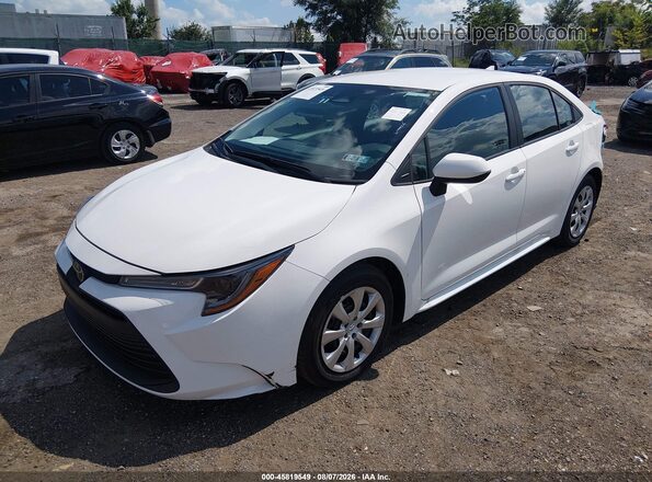5YFB4MDE6TP439661 2026 TOYOTA COROLLA White Vista tres cuartos delantera izquierda