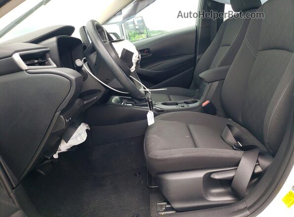 5YFB4MDE7RP092463 2024 TOYOTA COROLLA White Front interior view