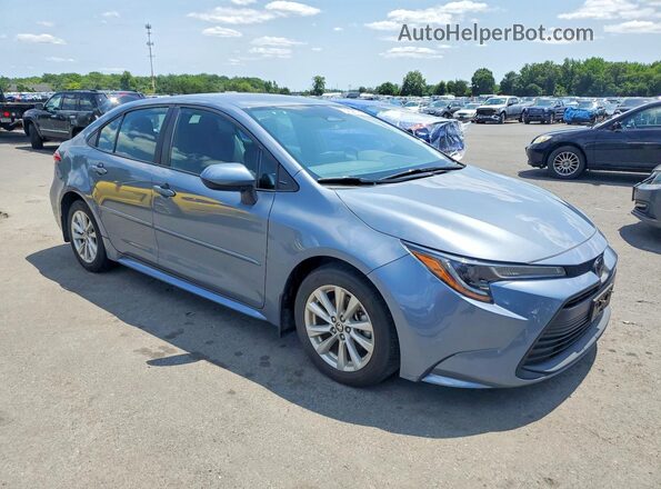 5YFB4MDE8RP097090 2024 TOYOTA COROLLA Blue Front right