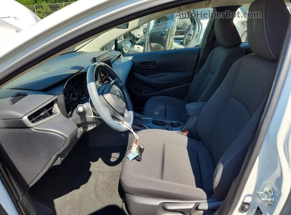 5YFB4MDEXPP015731 2023 TOYOTA COROLLA Белый Вид салона спереди