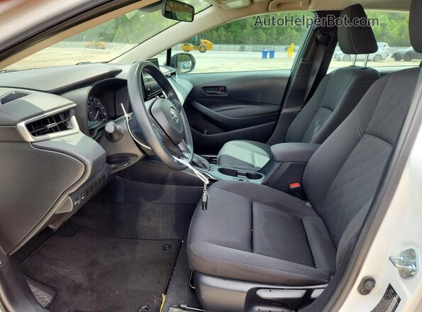 5YFB4MDEXRP166040 2024 TOYOTA COROLLA White Vista interior delantera