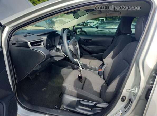 5YFB4MDEXRP216533 2024 TOYOTA COROLLA Silver Vista interior delantera
