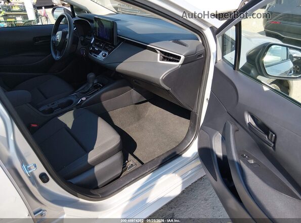 5YFB4MDEXSP284384 2025 TOYOTA COROLLA Silver Vista interior delantera