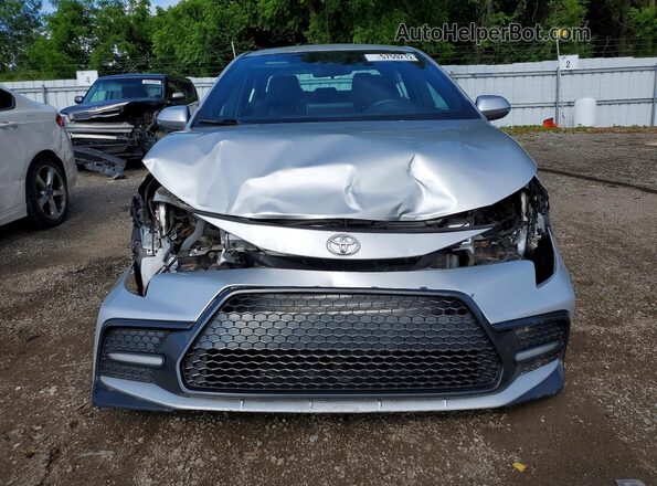 5YFB4RBE9LP026293 2020 TOYOTA COROLLA Silver Դիմացի տեսք