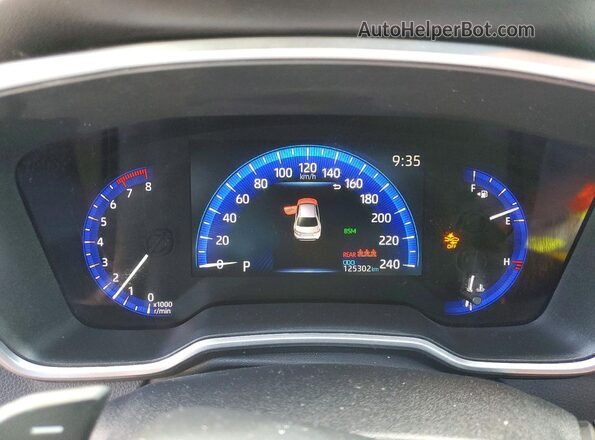 5YFB4RBE9LP026293 2020 TOYOTA COROLLA Silver Սարքավորումների վահանակի տեսք
