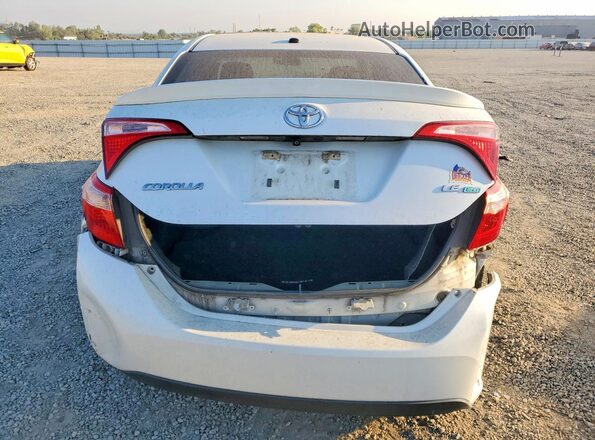 5YFBPRHE6HP592742 2017 TOYOTA COROLLA White Հետևի տեսք