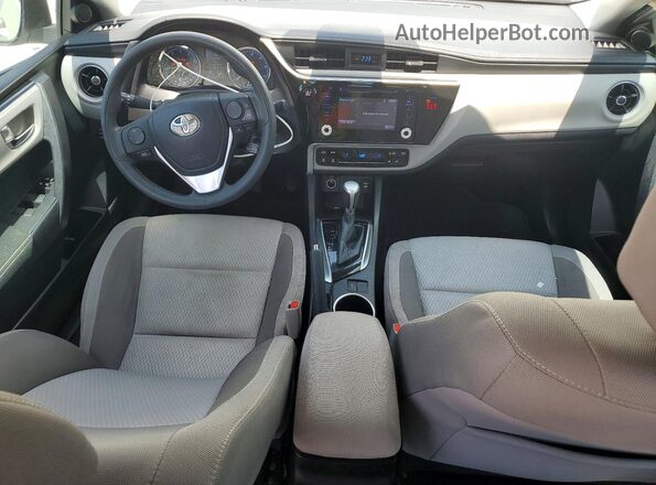 5YFBPRHE7JP806336 2018 TOYOTA COROLLA White Widok deski rozdzielczej