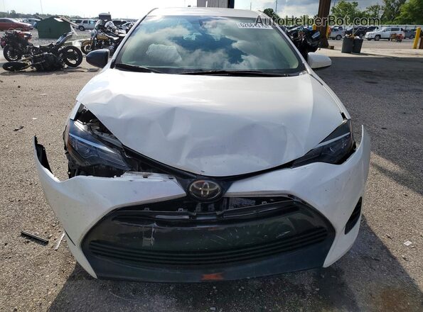 5YFBURHE0JP779506 2018 TOYOTA COROLLA White წინა ხედი