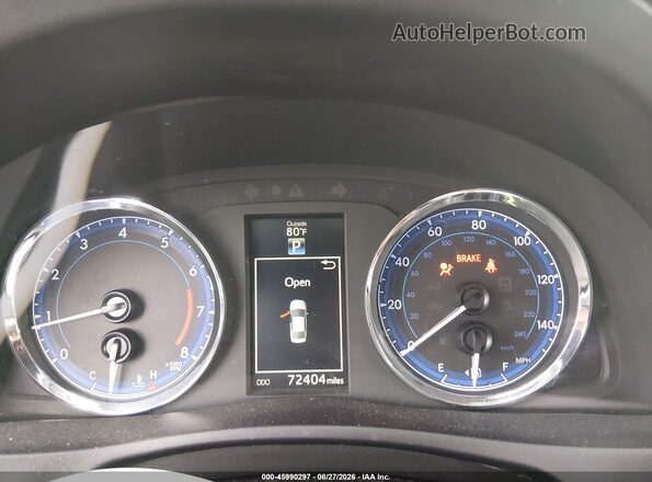 5YFBURHE1JP751875 2018 TOYOTA COROLLA Белый Вид задних сидений