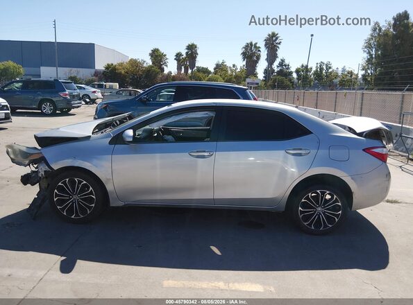 5YFBURHE2GP453425 2016 TOYOTA COROLLA Silver Rear interior view