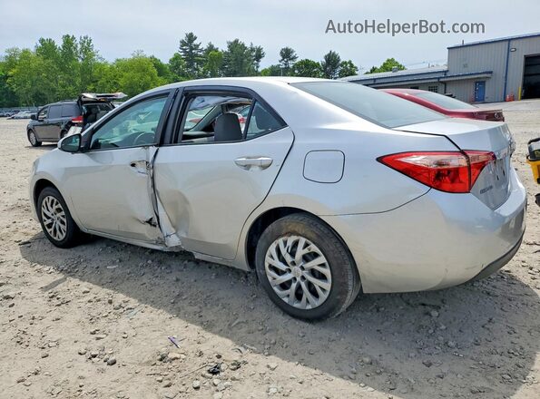 5YFBURHE2JP771763 2018 TOYOTA COROLLA Silver Tył lewy
