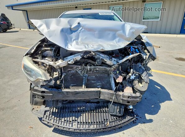 5YFBURHE4GP527170 2016 TOYOTA COROLLA Silver წინა ხედი