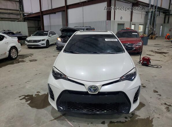 5YFBURHE4HP604752 2017 TOYOTA COROLLA White Вид спереду