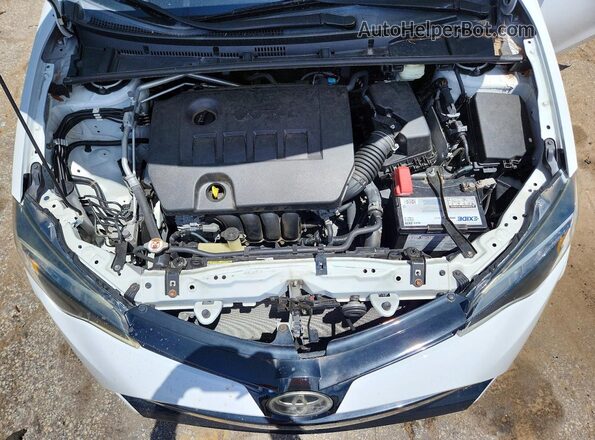 5YFBURHE4HP684652 2017 TOYOTA COROLLA White Вид задньої частини салону