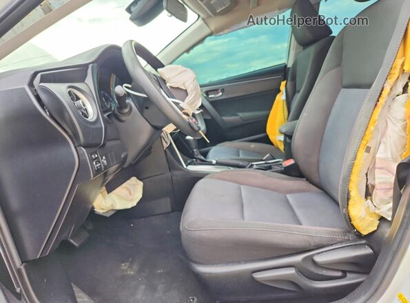 5YFBURHE4HP724793 2017 TOYOTA COROLLA White Սալոնի դիմացի տեսք