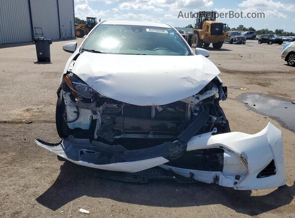 5YFBURHE4JP787723 2018 TOYOTA COROLLA White წინა ხედი
