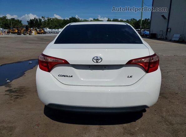 5YFBURHE4JP787723 2018 TOYOTA COROLLA White უკანა ხედი
