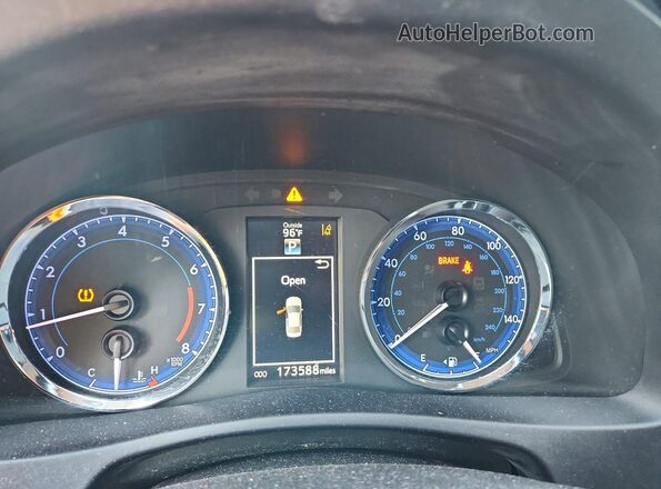 5YFBURHE4JP799080 2018 TOYOTA COROLLA Red Widok zestawu wskaźników