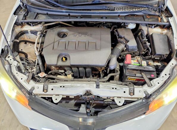 5YFBURHE4KP926136 2019 TOYOTA COROLLA White უკანა სალონის ხედი