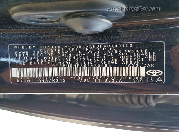 5YFBURHE5GP485995 2016 TOYOTA COROLLA Black Engine compartment view