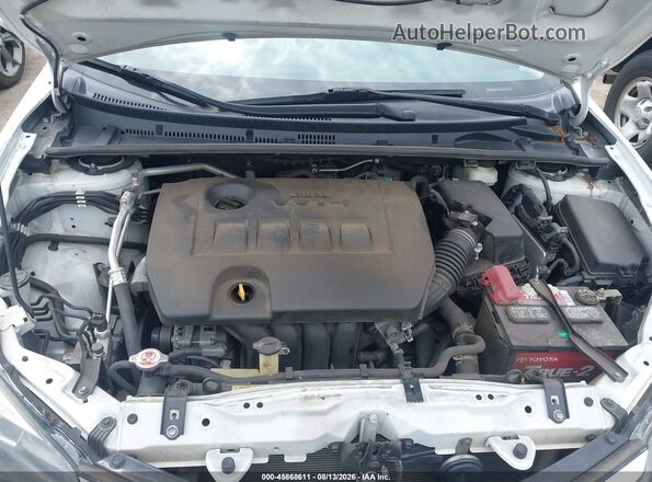 5YFBURHE6HP725055 2017 TOYOTA COROLLA Белый Вид сзади