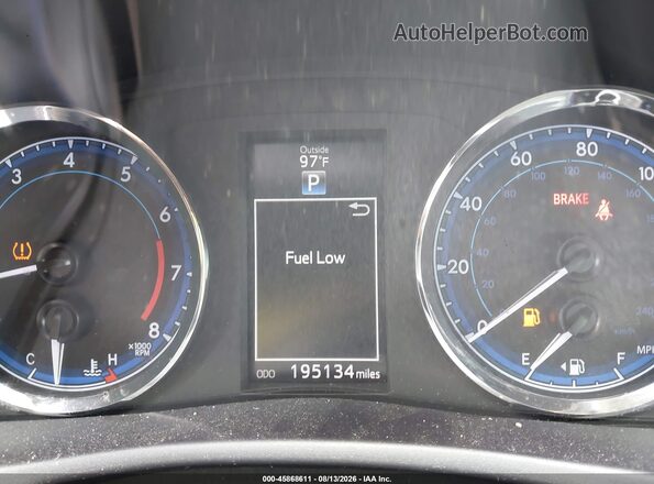 5YFBURHE6HP725055 2017 TOYOTA COROLLA Белый Вид задних сидений