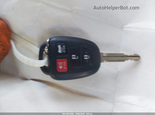 5YFBURHEXGP385424 2016 TOYOTA COROLLA Black წინა პანელის ხედი