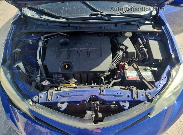 5YFBURHEXHP720232 2017 TOYOTA COROLLA Синий Вид задней части салона