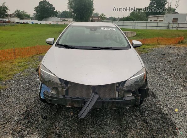 5YFBURHEXJP823317 2018 TOYOTA COROLLA Silver Front view